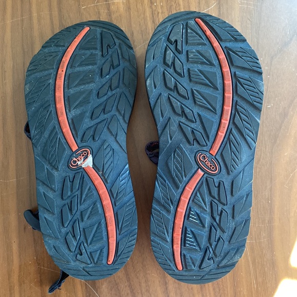 Men’s Chacós - Picture 3 of 4